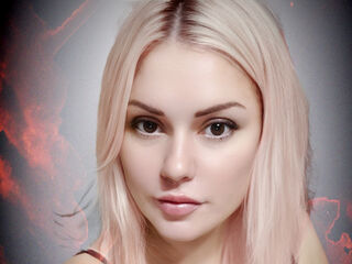 live jasmin sexshow KarinaEvani