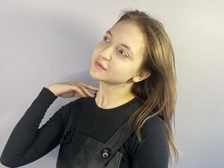 naked webcamgirl photo KatrinaWagner