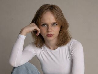 naked webcam girl picture KayleenElms