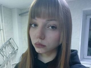 live webcam performer KeeshaSalway