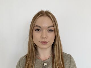 jasmin webcam model KenishaDiamond