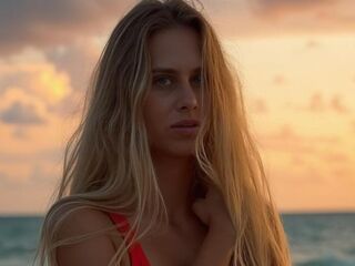 hot webcamslut KiraBen