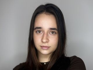 hot cam girl spreading pussy KristanKhiev