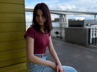 naughty cam girl fingering pussy KrystalBeadling