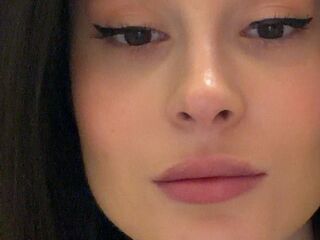 sex cam KrystinTuchman