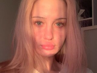 hot girl webcam KyungMikes