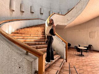 adult live webcam LauraSnok