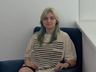 sexy live girl LauriMagnie