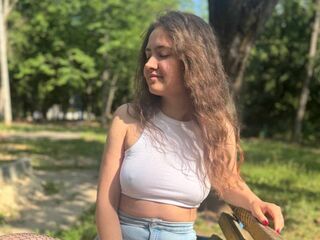 camgirl masturbating with sex toy LaveraStire
