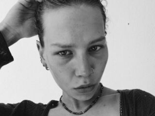 live webcam girl LeeanneYepes