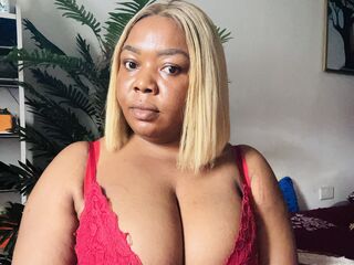 camslut LilianLeo