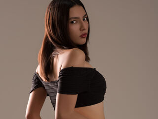 cam strip tease LilithGracee