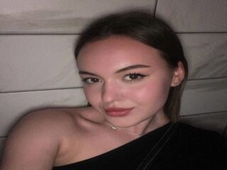 masturbating webcam girl LilithPage