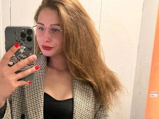chat live cam LillieMann