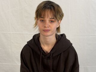 hot striptease webcam LindyOestreicher