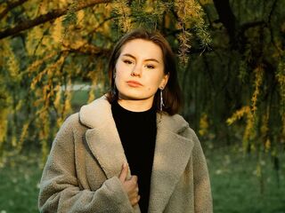 free web cam LinnDegnan