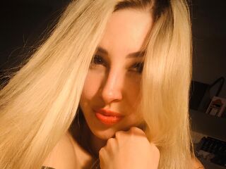 cam girl chatroom LisaVale
