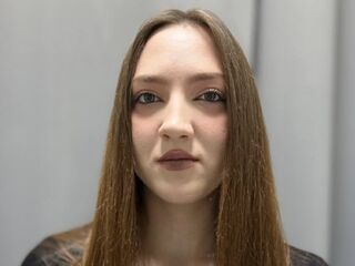 camwhore masturbating LisanBrown