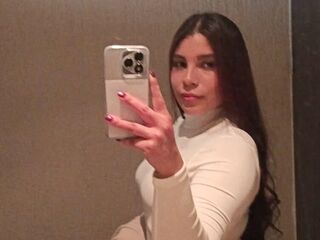 web cam show LizzieWells