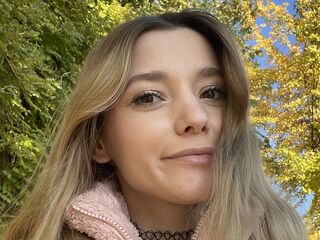 adult web cam chat LunariaVelvet