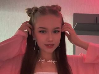 hot cam girl masturbating MadisonLehar