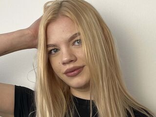 adult chat room MariaTownsen