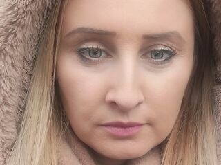cam girl masturbating with sextoy MaryEma