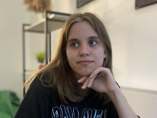 fingering camgirl video MelisaVonk