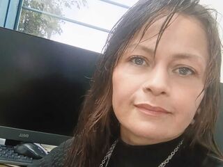 adult cam chat room MelissaGomez