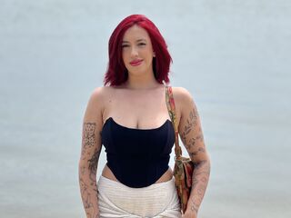 camslut showing pussy MirelleMille