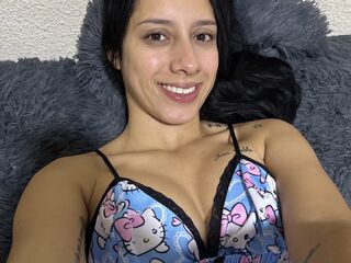 topless webcam girl MoraOspina