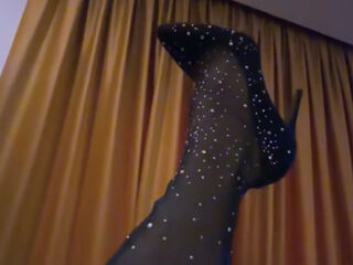 camgirl masturbating with dildo NataschaOreiro