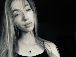 beautiful girl NikkiTenerovich