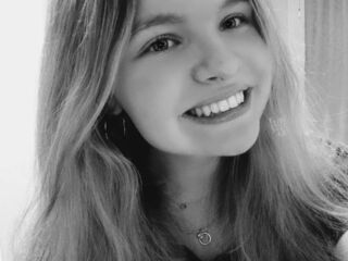 nude webcam girl picture OneidaWinnike