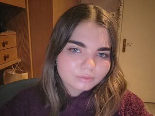 beautiful camgirl RedaChinzi