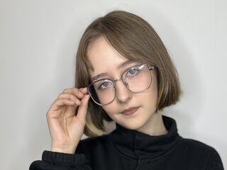 live cam show ReginiaHolbein
