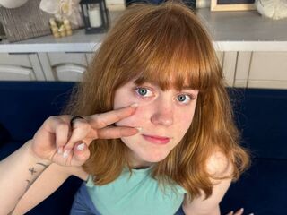 topless webcamgirl ReneKiki