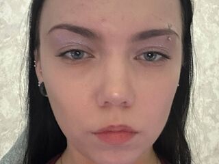 beautiful girl RoniRopes