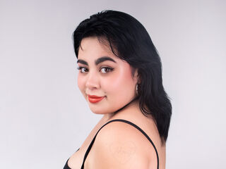 hot cam girl masturbating with sextoy RoxanaElegance