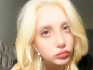 adult videochat RubiAntonakos