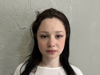 adult chatroom SallyMilton