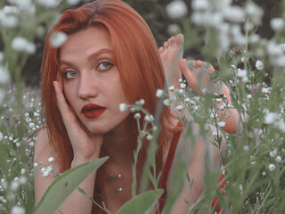 topless webcamgirl SaraFridelman