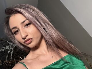 sex cam online SerayaRose