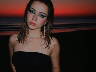 nude webcamgirl SheritaStieger