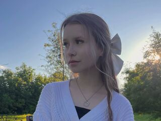 sexy webcamgirl picture SophieBannington