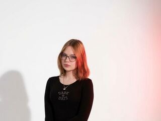 naked webcam girl masturbating SuzanGoldstein
