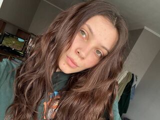 anal web cam SuzieMayers