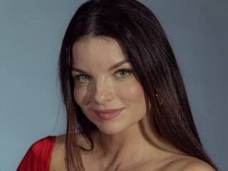 camgirl masturbating with vibrator TashaGreens