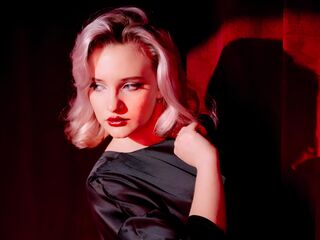 webcam babe chatroom TawnaHnot