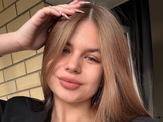 cam slut chat room TonitaClark
